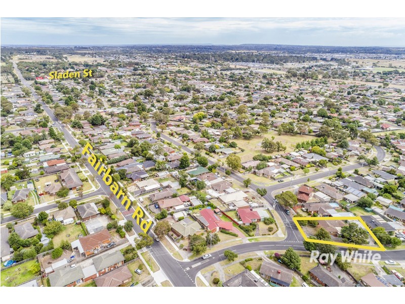 1 Thomas Crescent, Cranbourne VIC 3977