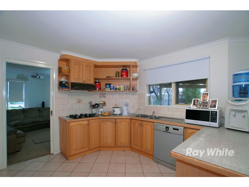 9 Tinara Court, Cranbourne North VIC 3977