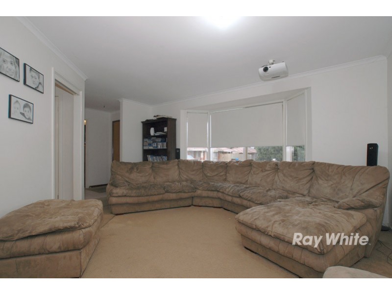 9 Tinara Court, Cranbourne North VIC 3977