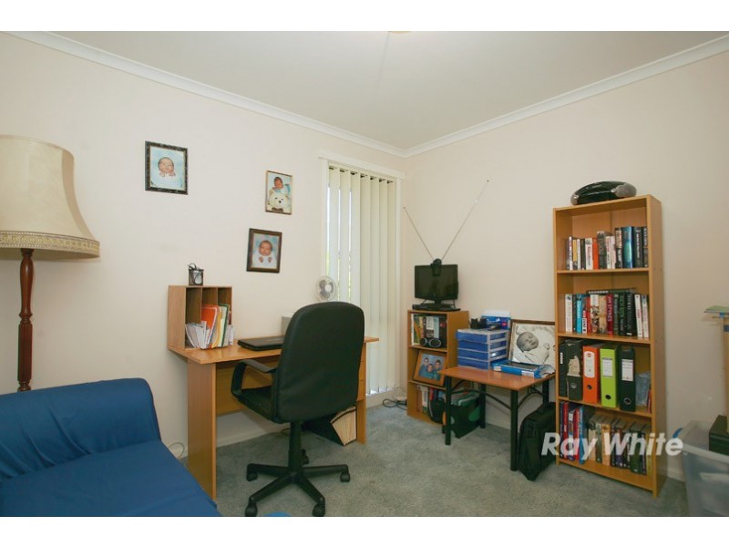 40 Trafalgar Way, Cranbourne East VIC 3977