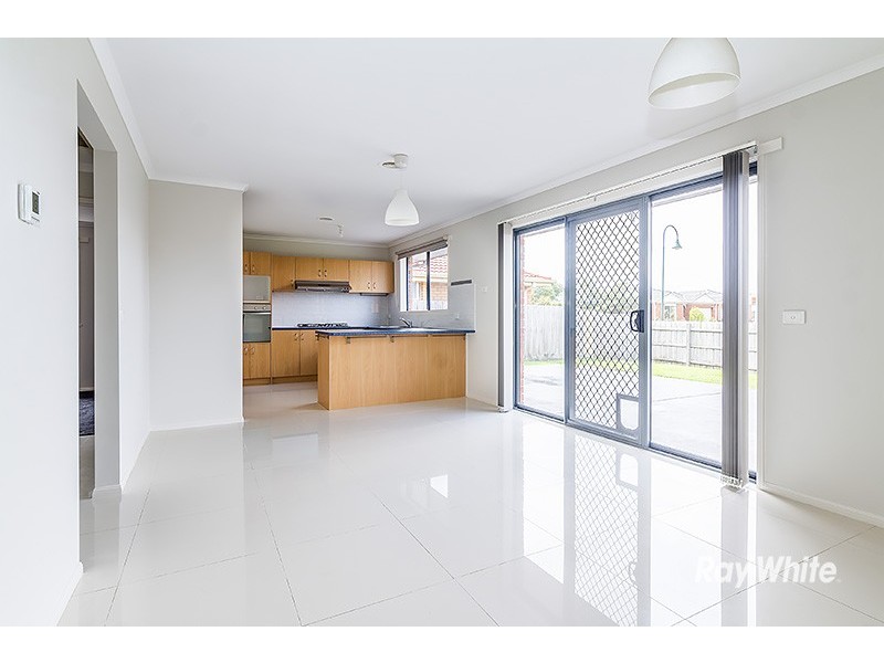 54 Trafalgar Way, Cranbourne East VIC 3977
