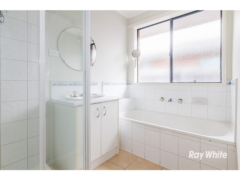 54 Trafalgar Way, Cranbourne East VIC 3977