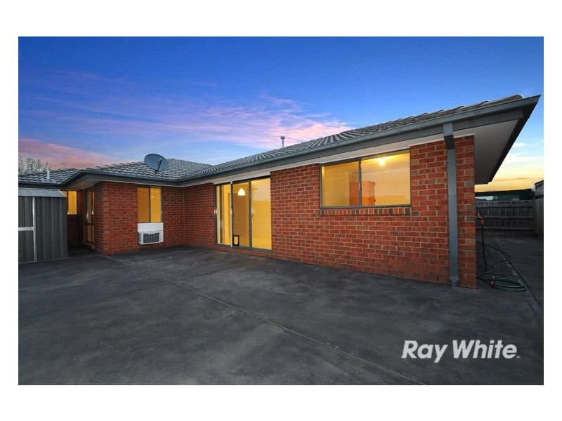 54 Trafalgar Way, Cranbourne East VIC 3977