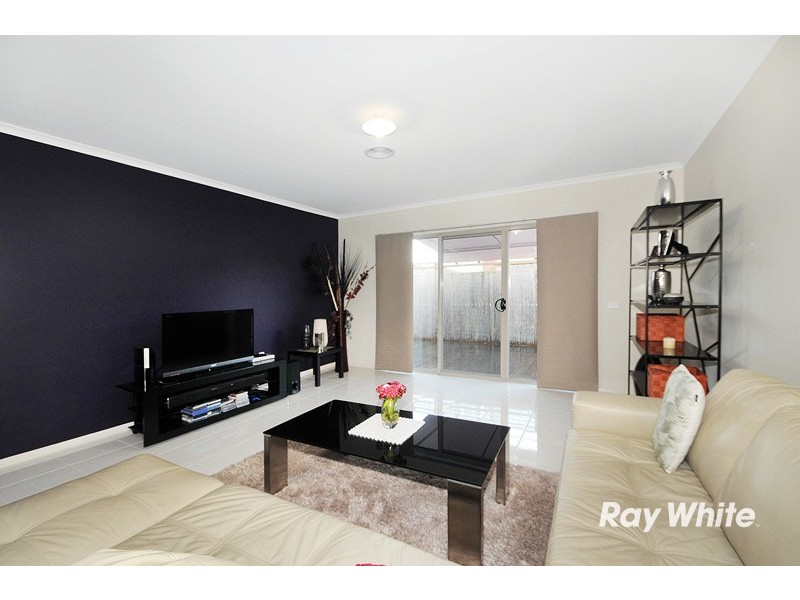 7 Woodsman Way, Cranbourne East VIC 3977