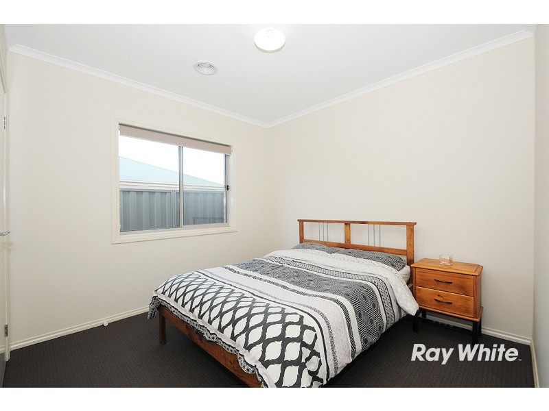 7 Woodsman Way, Cranbourne East VIC 3977