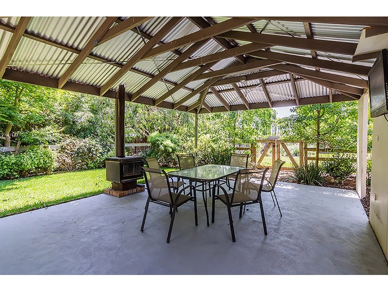 19 Ballarto Road, Clyde VIC 3978