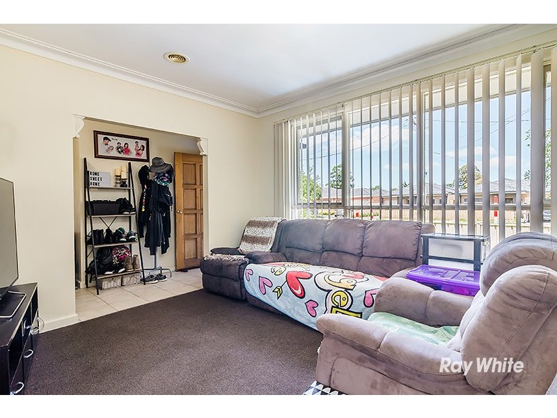 1/57 Cranbourne Drive, Cranbourne VIC 3977