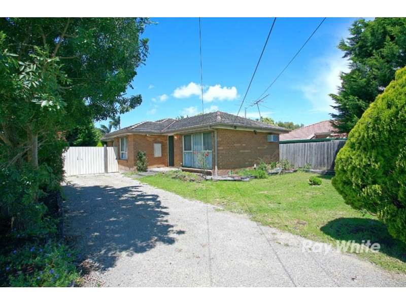 18 Fenfield Street, Cranbourne VIC 3977