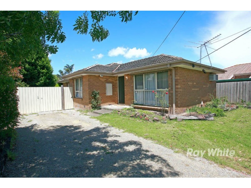 18 Fenfield Street, Cranbourne VIC 3977