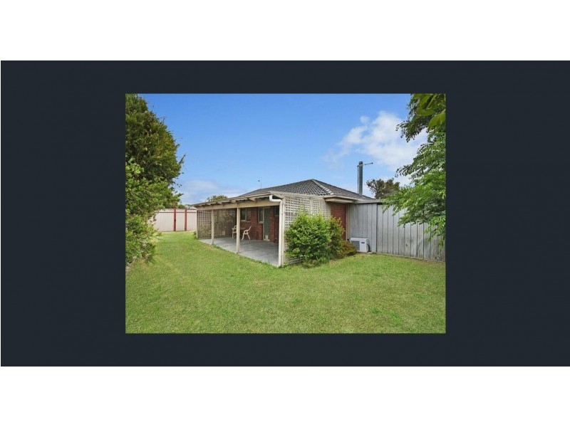 27 Wentworth Street, Cranbourne North VIC 3977