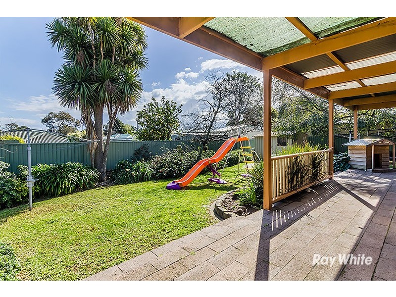 11 Glenbourne Road, Cranbourne VIC 3977