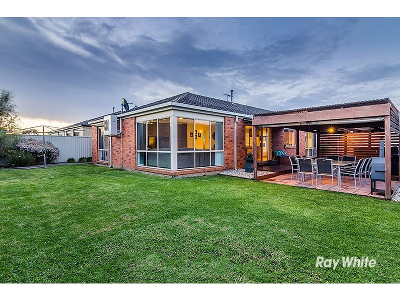 23 Gatehouse Parade, Cranbourne East VIC 3977