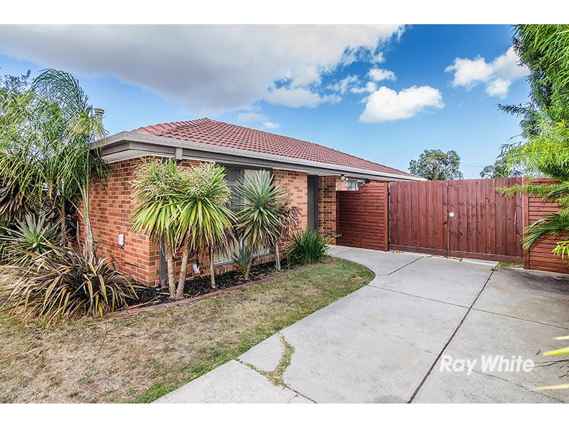 5 Jindalee Gardens, Cranbourne West VIC 3977