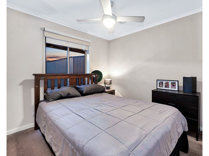 3 Seacombe Place, Cranbourne VIC 3977