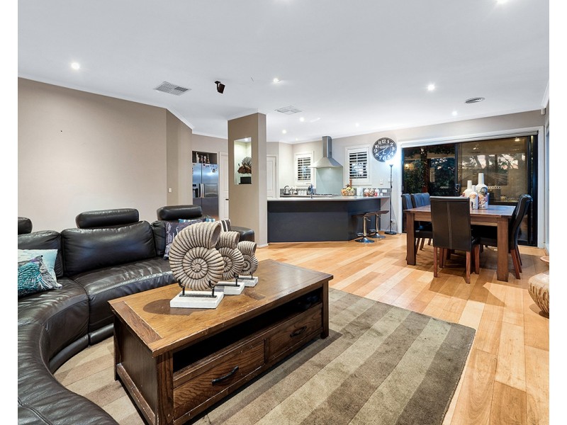 12 Bramble Close, Lyndhurst VIC 3975