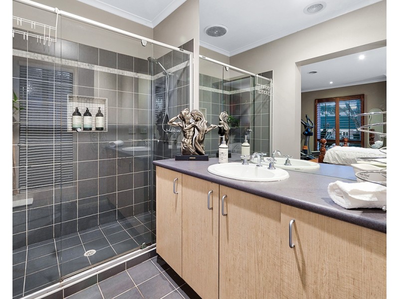 12 Bramble Close, Lyndhurst VIC 3975