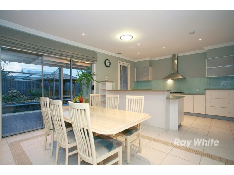22 Carabeen Way, Lyndhurst VIC 3975