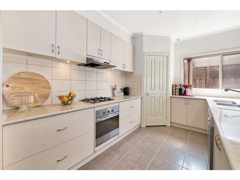 9 Hope Court, Cranbourne West VIC 3977