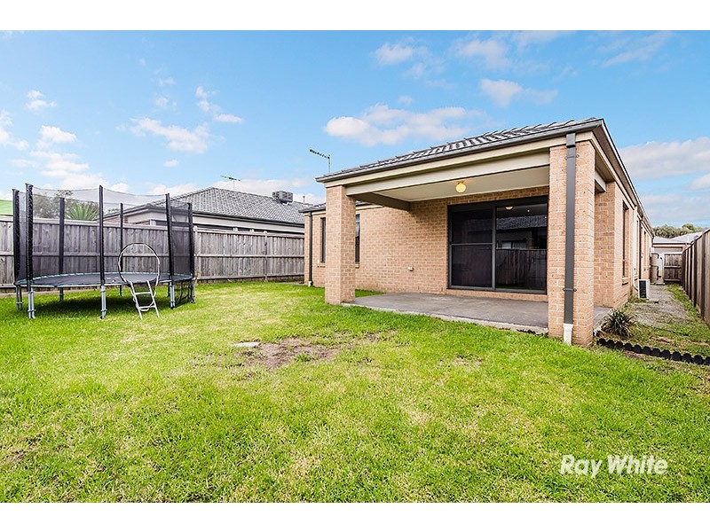 26 Everlasting Boulevard, Cranbourne West VIC 3977
