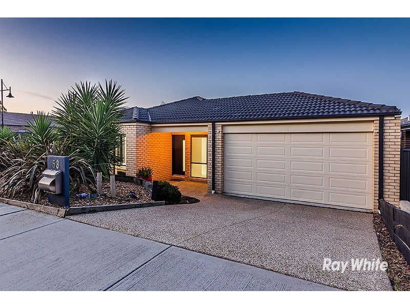 53 Prosperity Ave, Cranbourne North VIC 3977