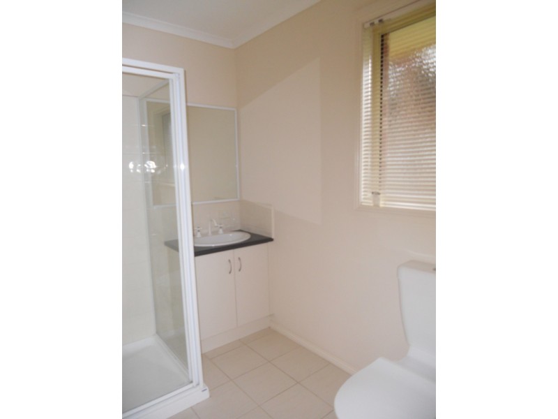 3 Torre Road, Pakenham VIC 3810