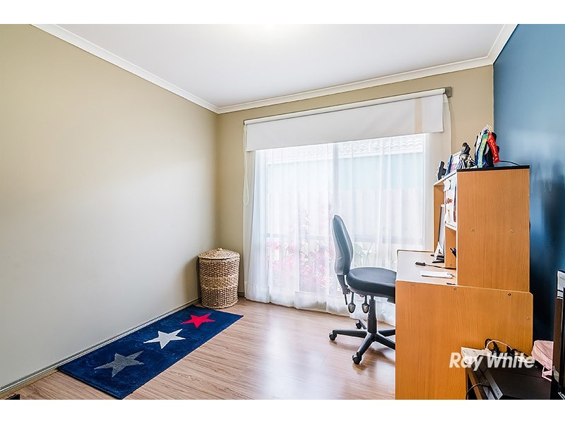 10 Landau Court, Cranbourne North VIC 3977