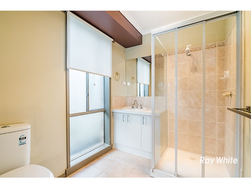 10 Landau Court, Cranbourne North VIC 3977