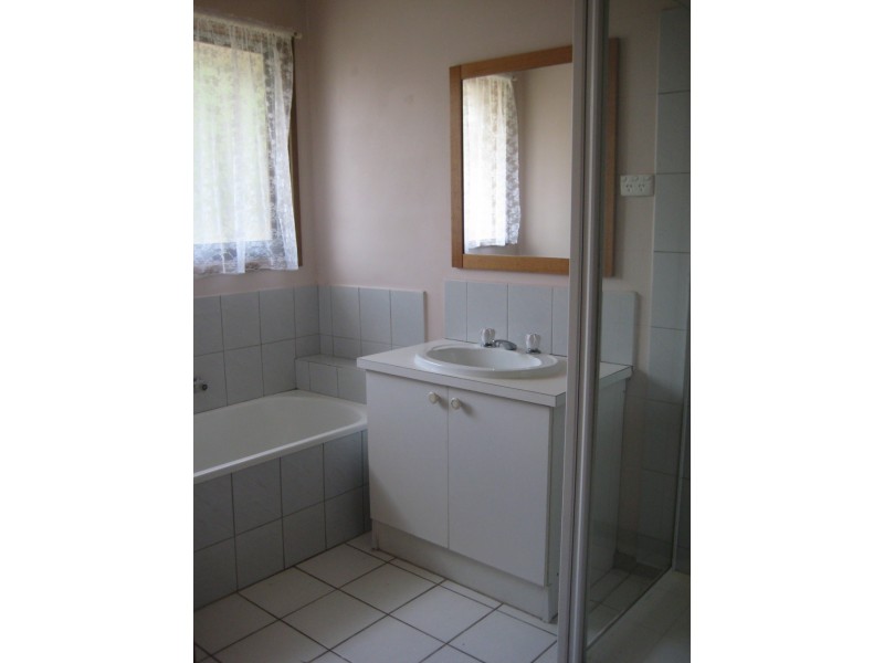 7 Cherryplum Court, Cranbourne North VIC 3977