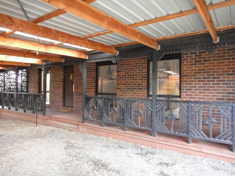 63 Monahans Road, Cranbourne West VIC 3977