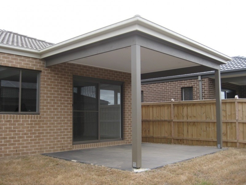 21 Autumn Fields Drive, Cranbourne North VIC 3977