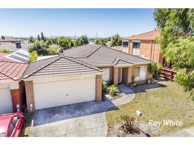 46 Central Parkway, Cranbourne West VIC 3977