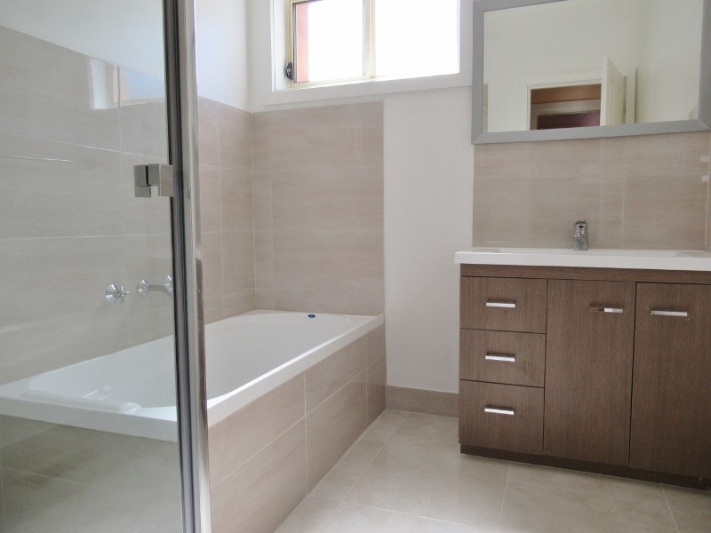 49 Breens Road, Cranbourne West VIC 3977