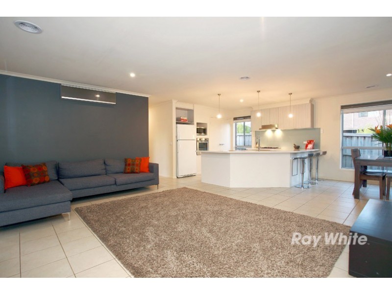 7 Melington Drive, Lyndhurst VIC 3975
