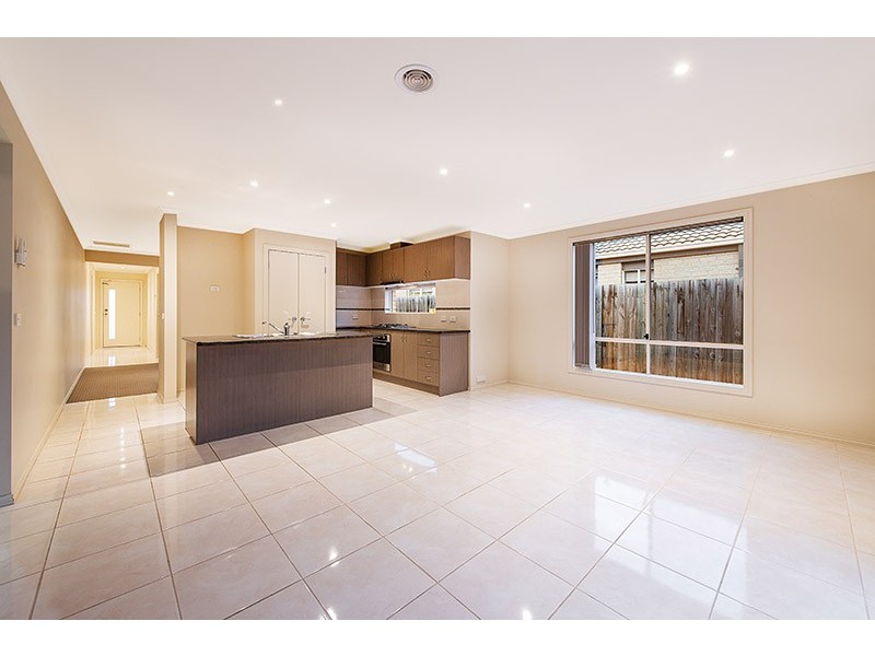 103 Fairhaven Boulevard, Cranbourne West VIC 3977
