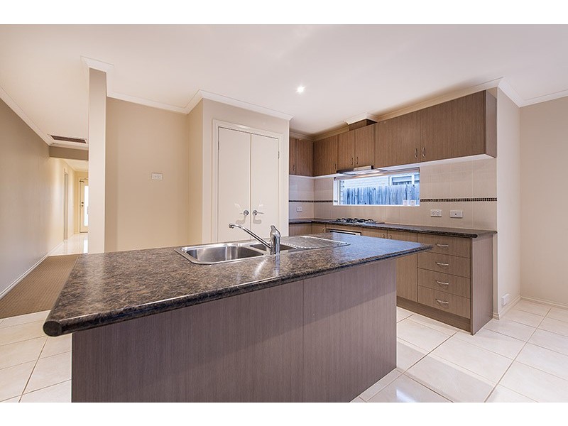 103 Fairhaven Boulevard, Cranbourne West VIC 3977
