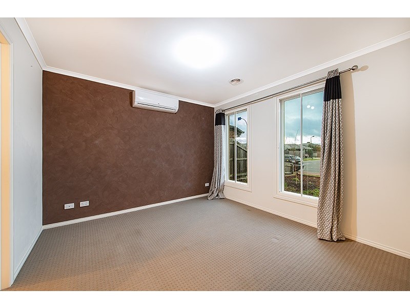 103 Fairhaven Boulevard, Cranbourne West VIC 3977