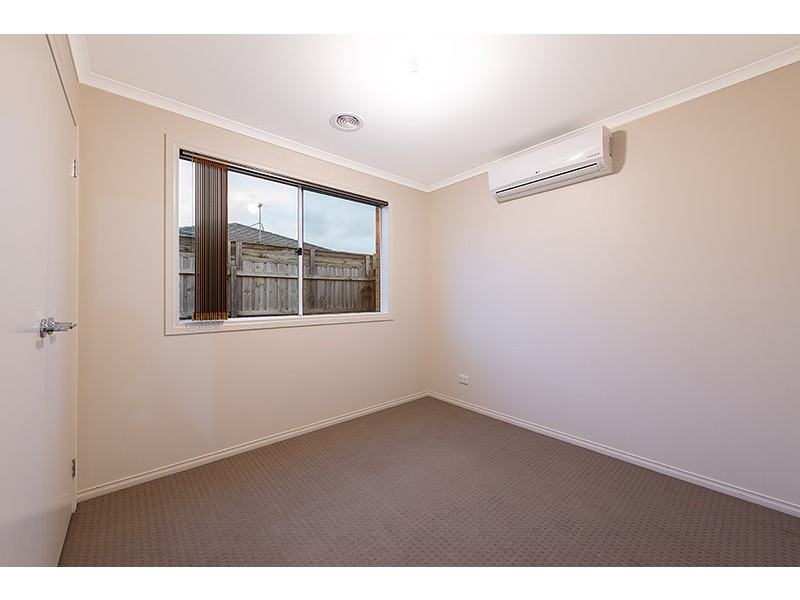 103 Fairhaven Boulevard, Cranbourne West VIC 3977