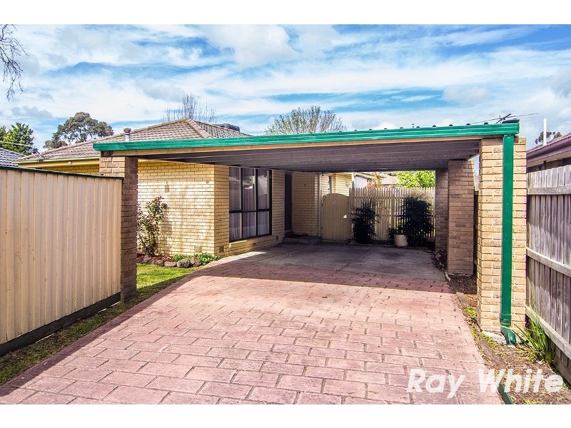 6 Valma Avenue, Cranbourne VIC 3977
