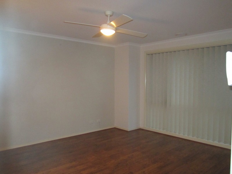 48 Brookland Greens Boulevard, Cranbourne VIC 3977