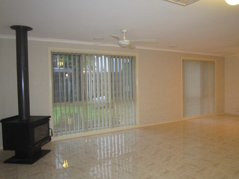 48 Brookland Greens Boulevard, Cranbourne VIC 3977