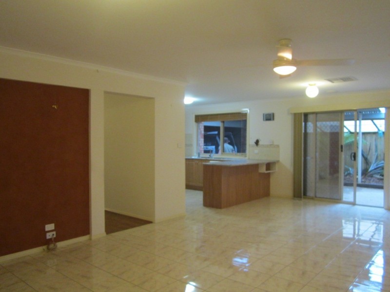 48 Brookland Greens Boulevard, Cranbourne VIC 3977