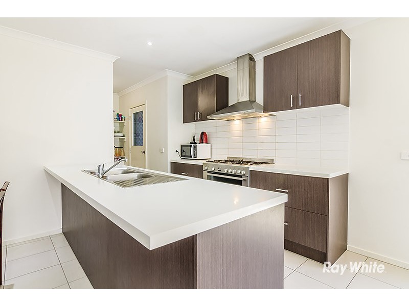 14 San Fratello Street, Clyde North VIC 3978