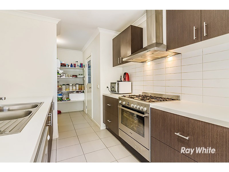 14 San Fratello Street, Clyde North VIC 3978