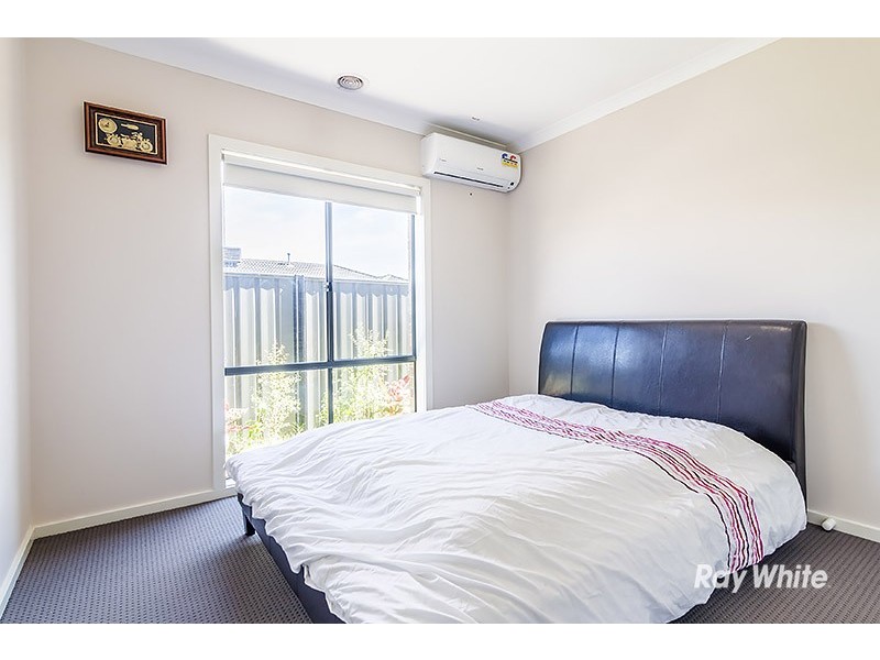14 San Fratello Street, Clyde North VIC 3978