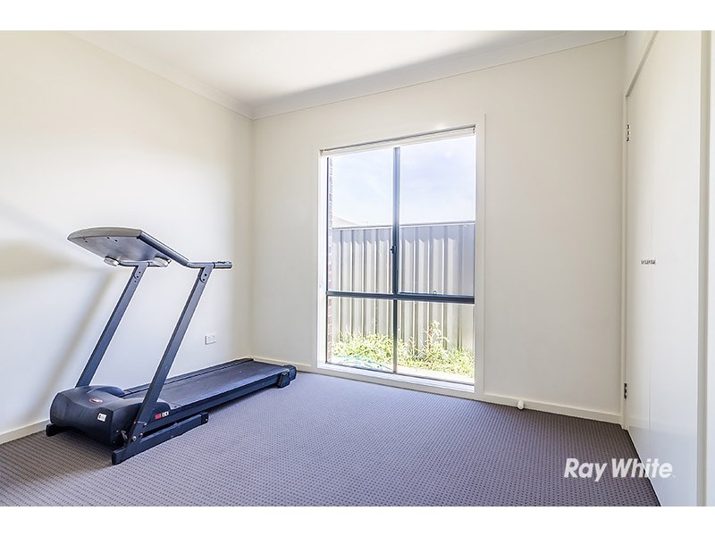 14 San Fratello Street, Clyde North VIC 3978