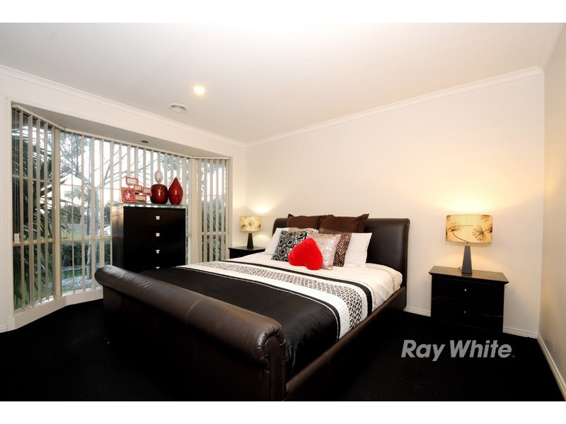 57 Fairhaven Boulevard, Cranbourne West VIC 3977