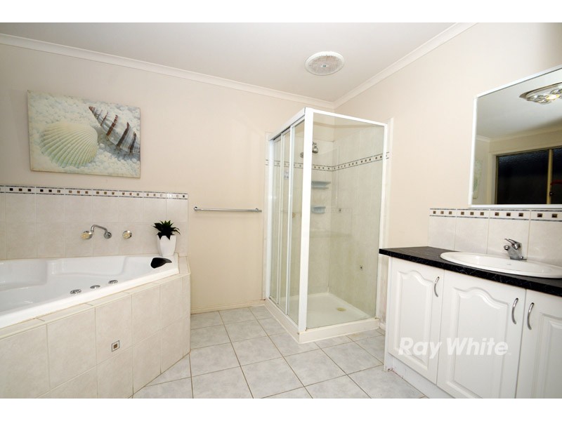 57 Fairhaven Boulevard, Cranbourne West VIC 3977