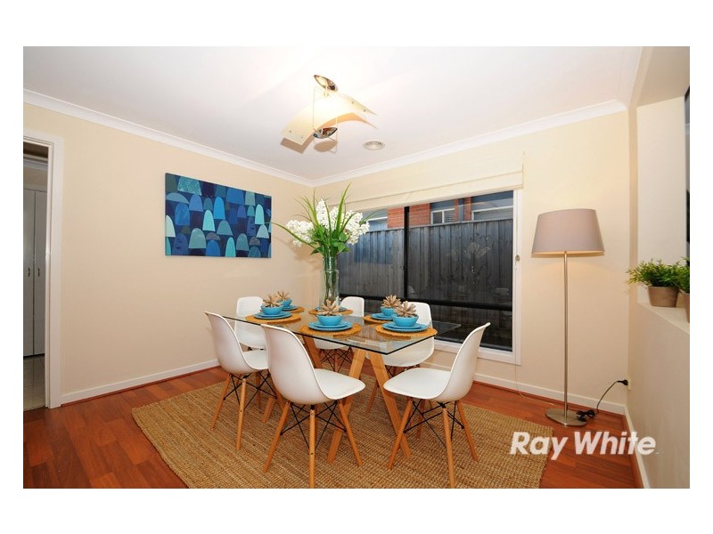 12 Glenbrook Crescent, Lynbrook VIC 3975