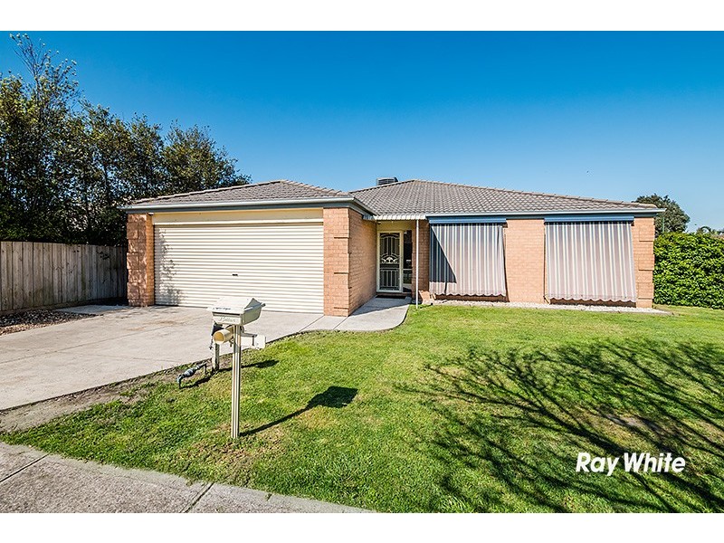 1 Dartmoor Drive, Cranbourne East VIC 3977
