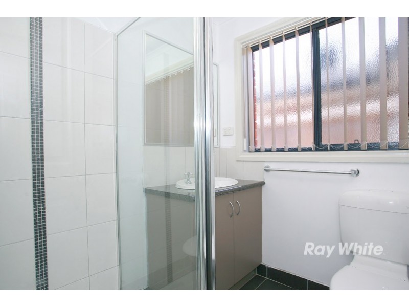 6 Rose Bush Court, Lyndhurst VIC 3975